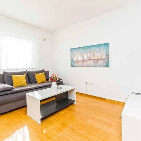 Summer Breeze Pool Apartments Novalja Habitación foto