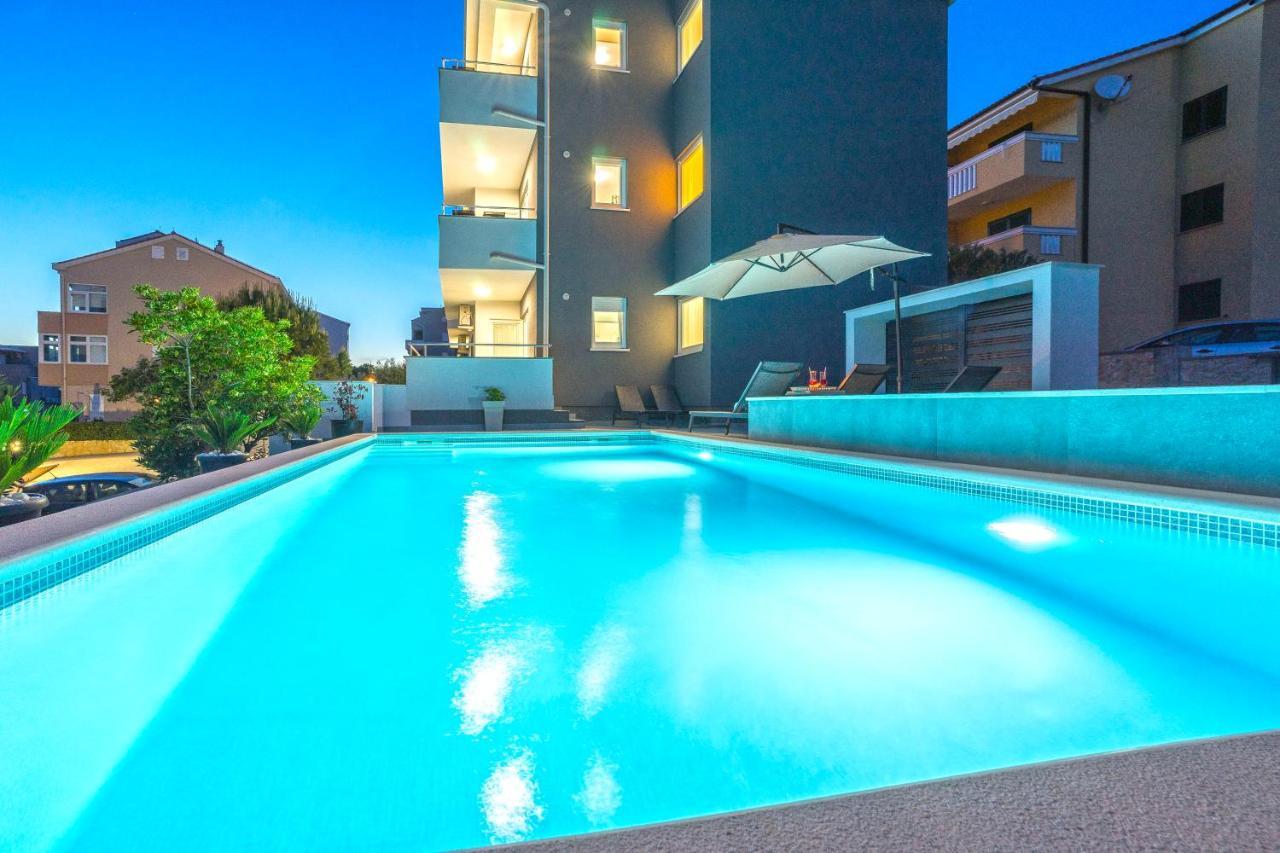 Summer Breeze Pool Apartments Novalja Exterior foto